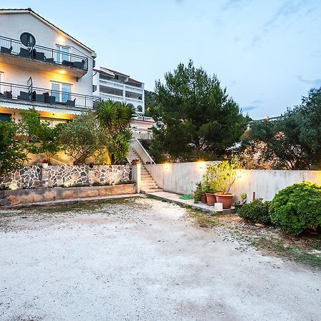 Apartments Pera مارينا المظهر الخارجي الصورة
