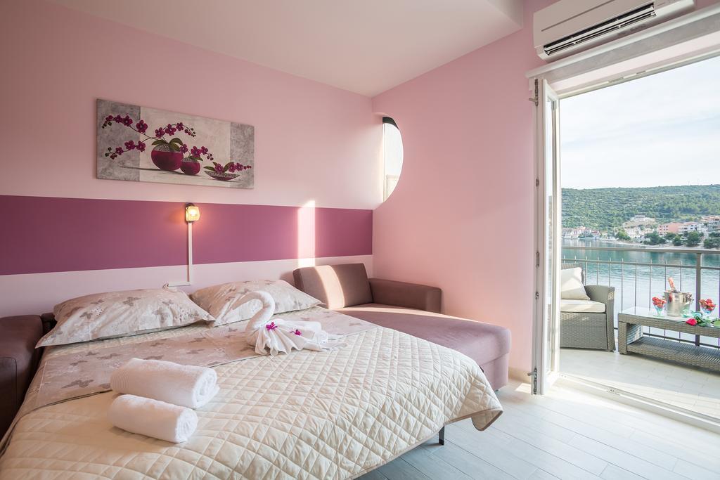 Apartments Pera مارينا الغرفة الصورة