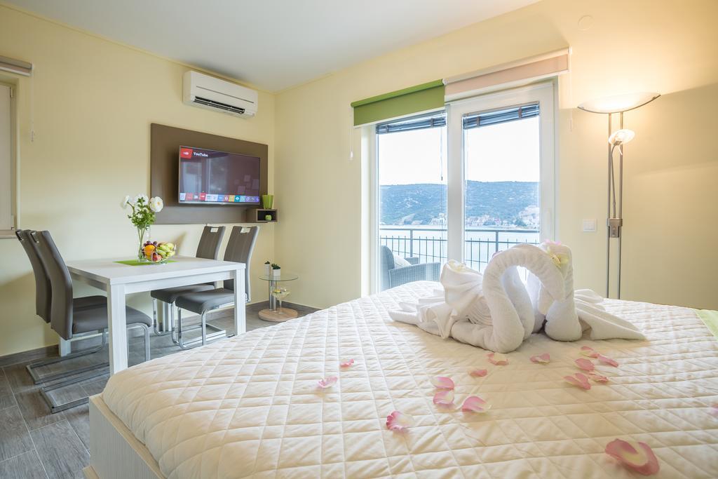 Apartments Pera مارينا الغرفة الصورة
