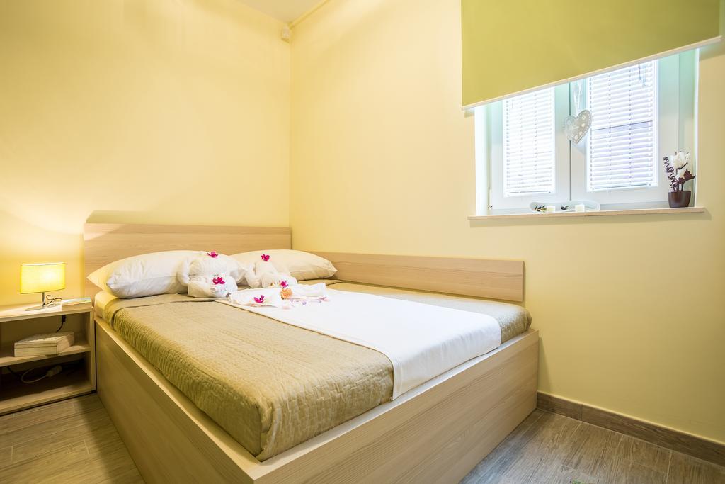 Apartments Pera مارينا الغرفة الصورة