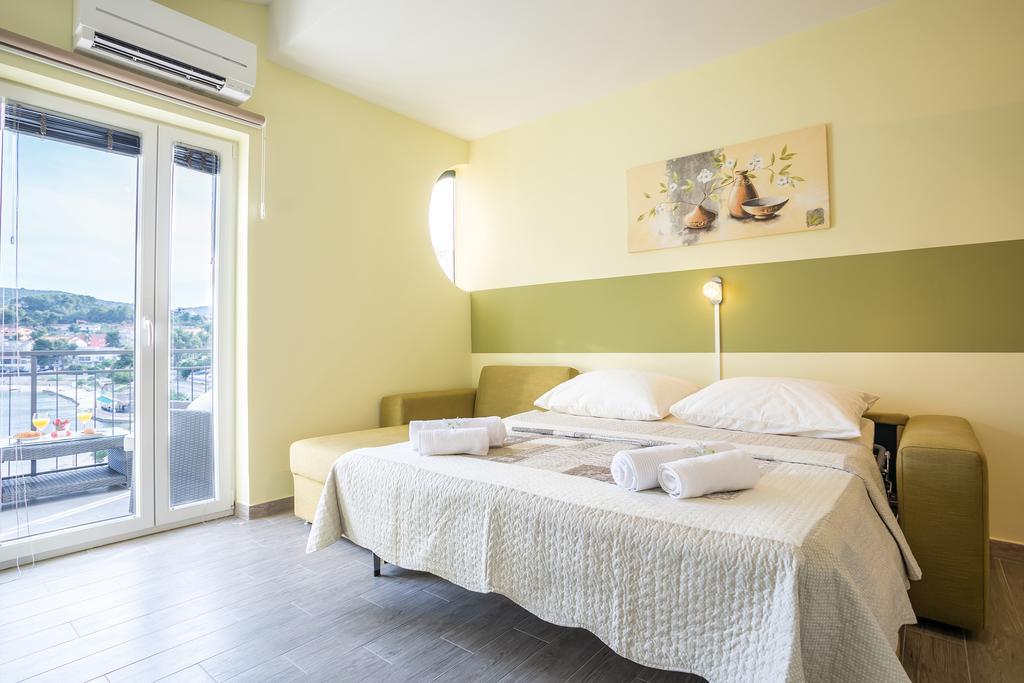 Apartments Pera مارينا الغرفة الصورة