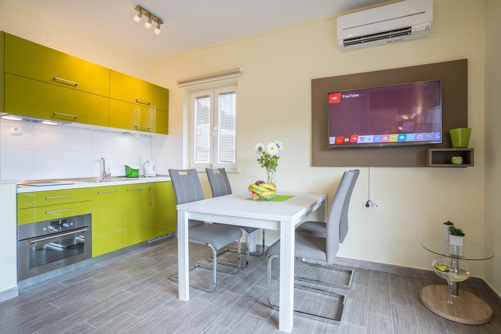 Apartments Pera مارينا الغرفة الصورة