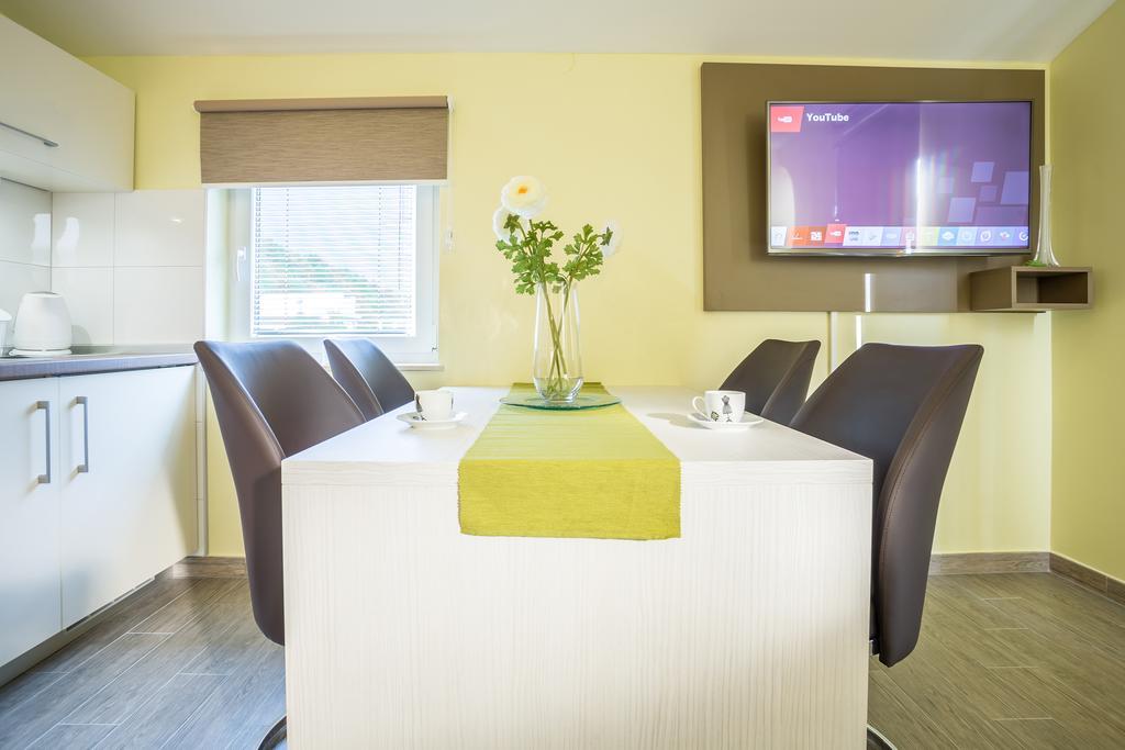 Apartments Pera مارينا الغرفة الصورة