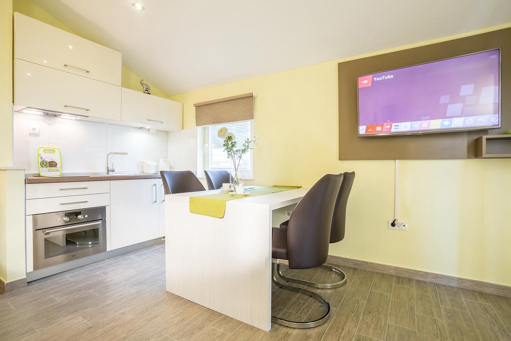 Apartments Pera مارينا الغرفة الصورة